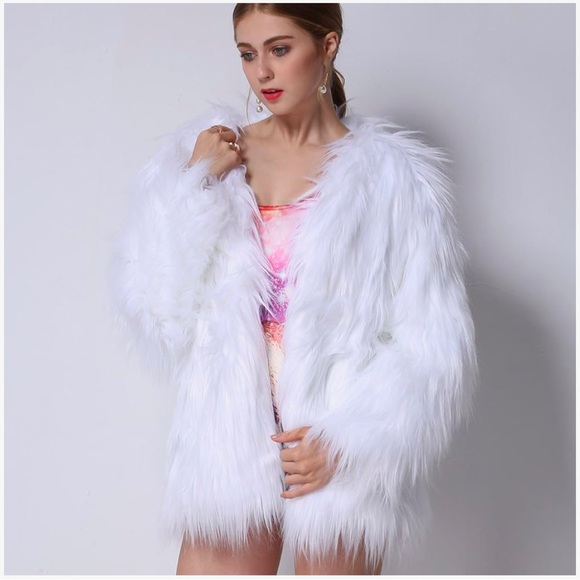 Light up white faux fur coat - Picture 3 of 7